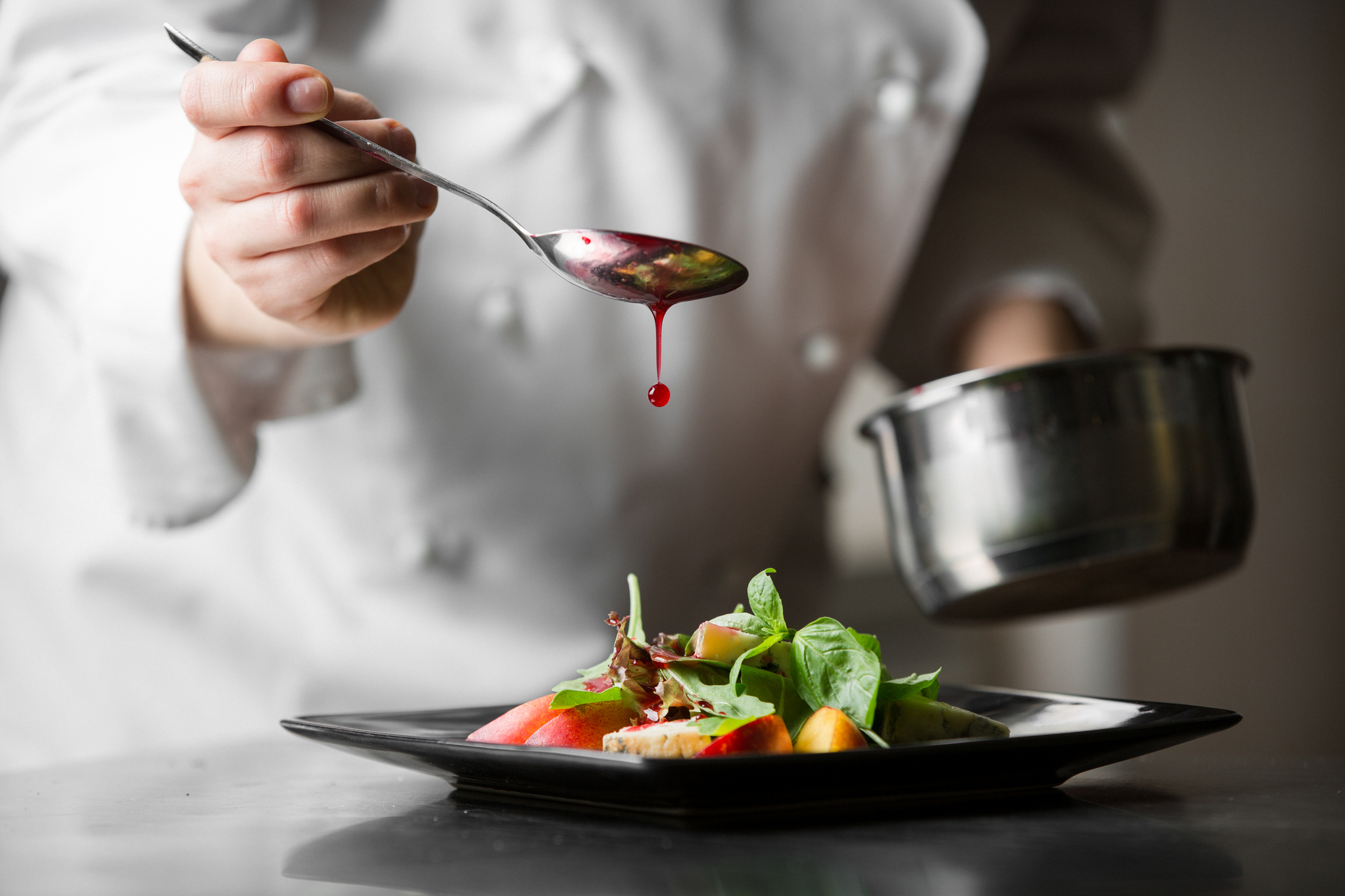 Popular Kiwi chef Scott Richardson has died. Photo: Getty