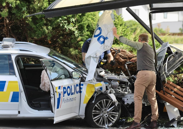 No officers needed to go to hospital following this morning's crash. Photo: NZ Herald 