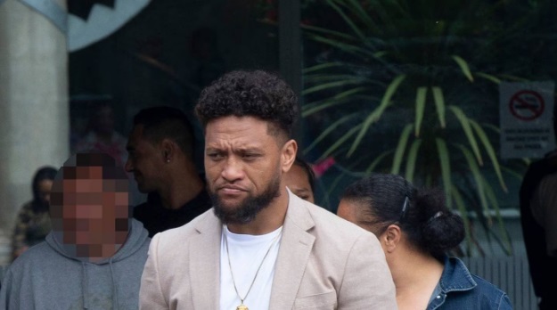 Manu Vatuvei outside the Manukau District Court after an appearance for charges of importing and supplying methamphetamine in December 2019. Photo: NZ Herald 