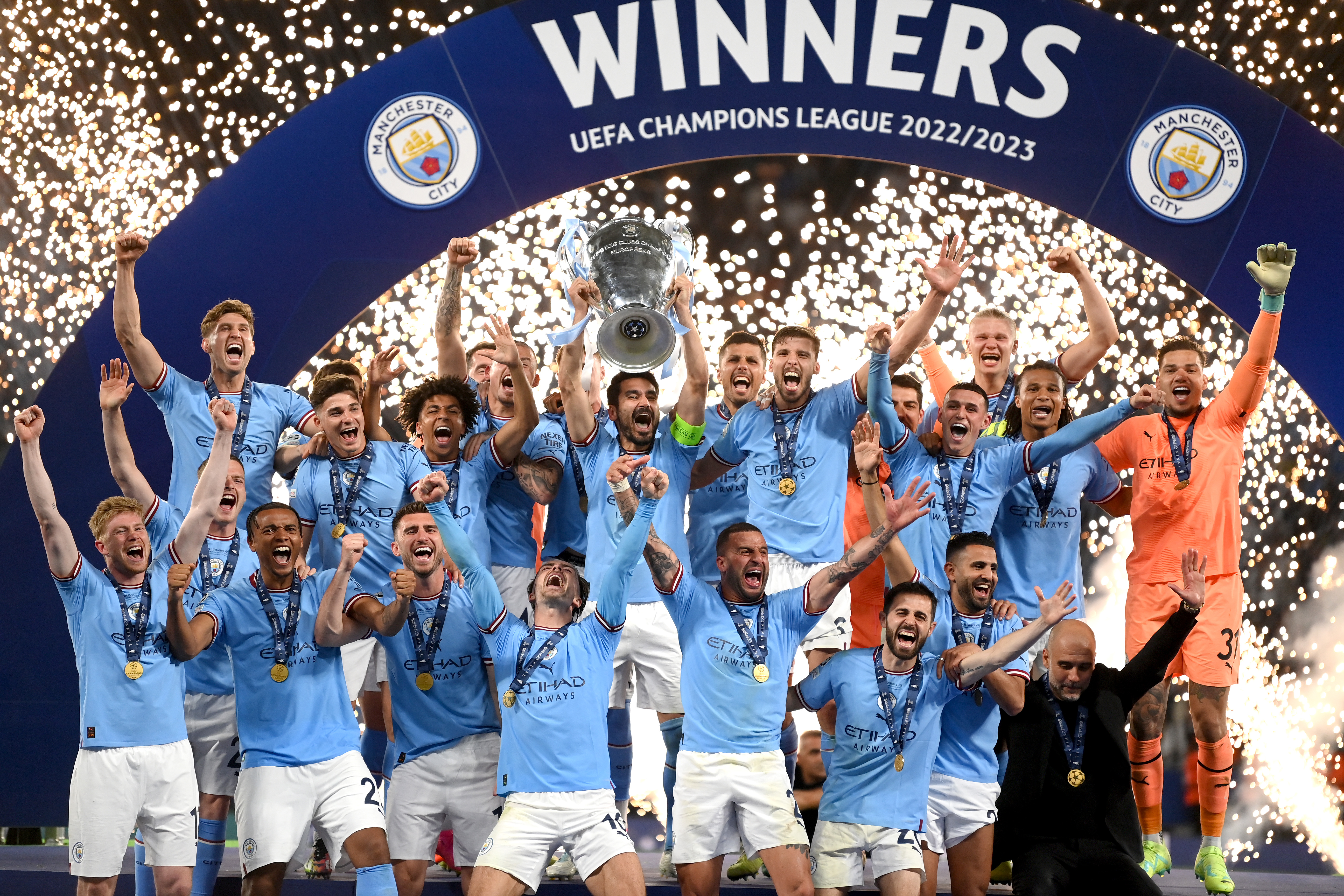 Man City celebrates Premier League title in style