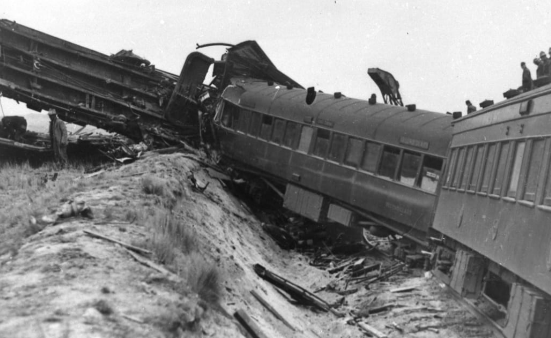 The train left the tracks in Central Otago on 4 June 1943. Photo: Otago Daily Times