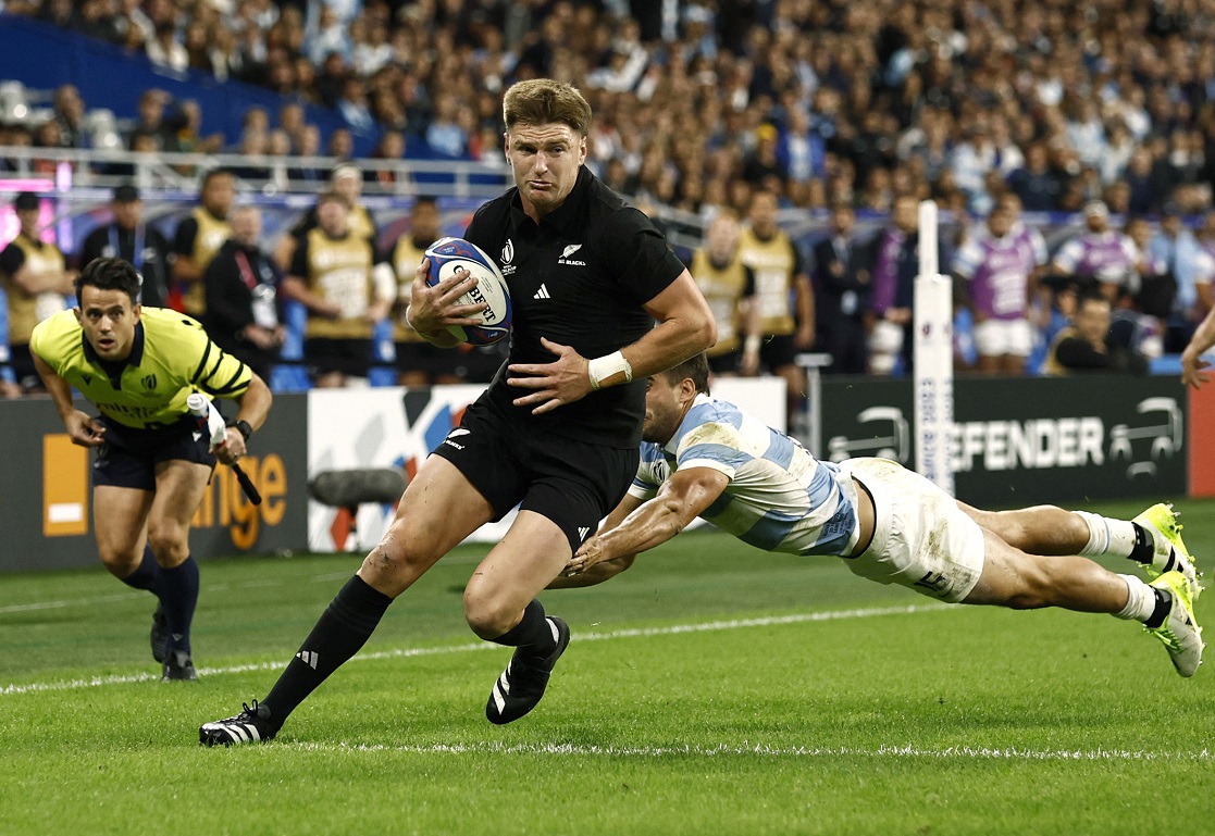 Jordie Barrett runs in to score the All Blacks' second try against Argentina. Photo: Reuters Jordie Barrett runs in to score the All Blacks' second try against Argentina. Photo: Reuters