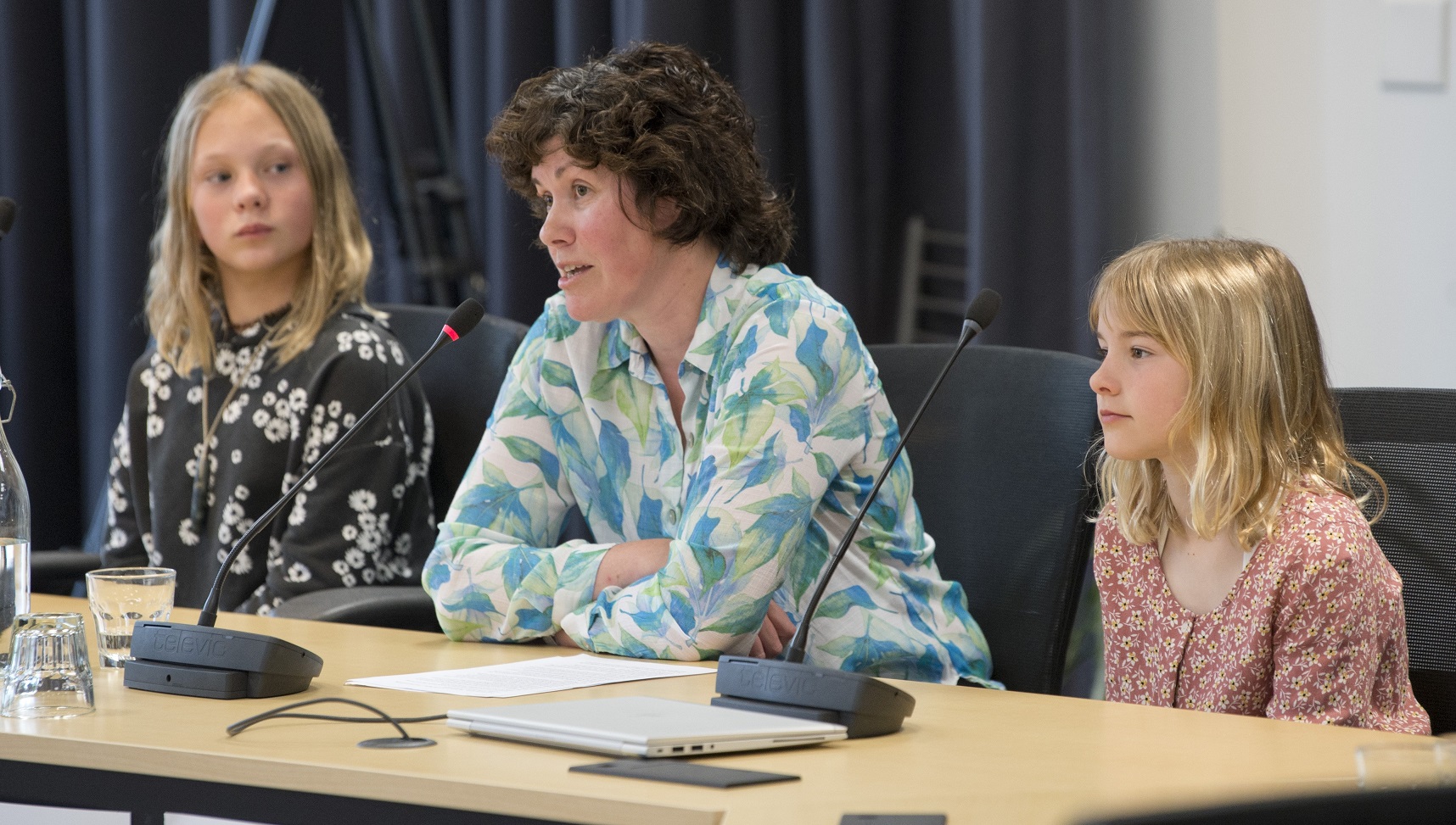 Karitāne School board presiding member Caroline Ryder and school pupils Mia Gorman (left), 11,...