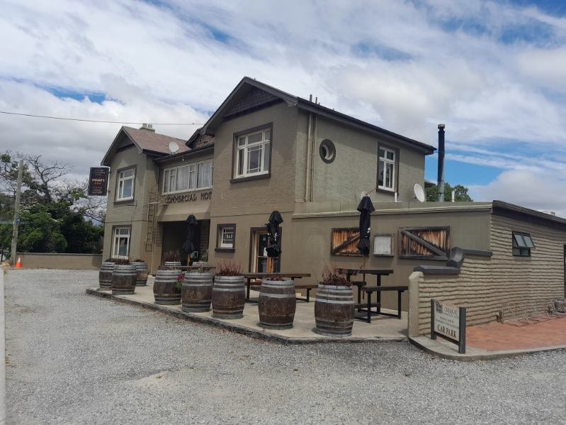 The current owners of the Commercial Hotel, in Omakau, will close its doors tomorrow for the last...
