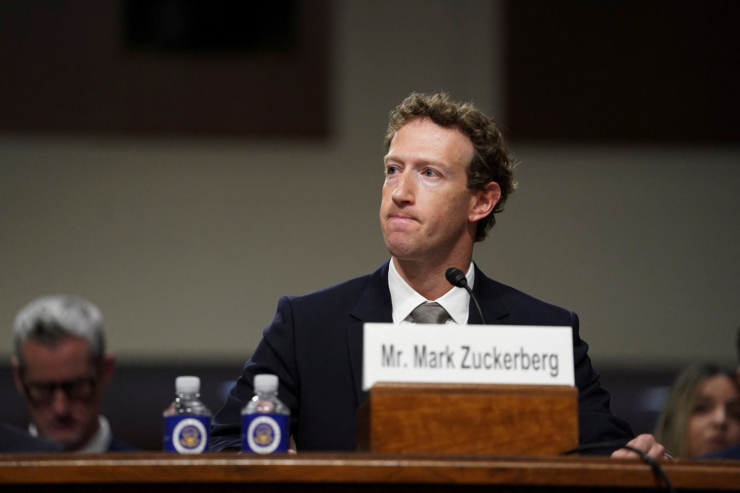 Zuckerberg apologises to families at fiery Senate hearing Otago Daily Times Online News