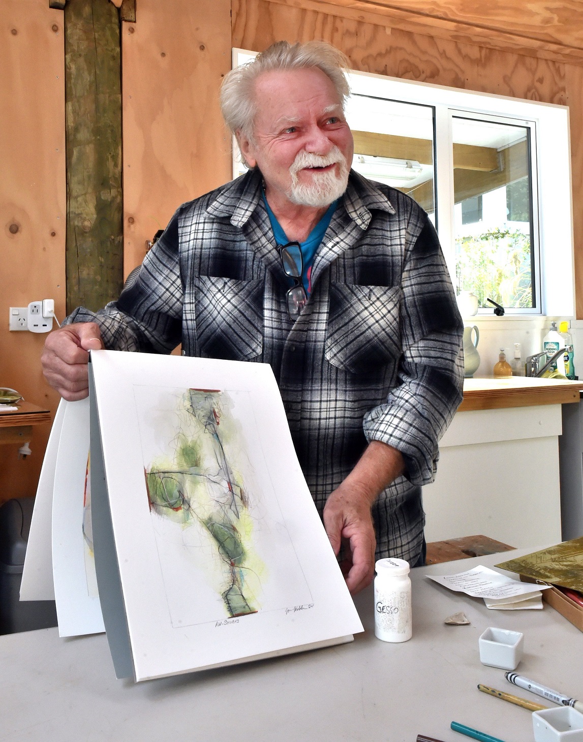 American artist Dan Weldon, at Caselberg Trust’s studio at Broad Bay, is enthusiastic about...