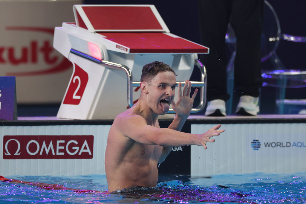 Lewis Clareburt celebrates his victory at Aspire Dome in Doha. Photo: Getty