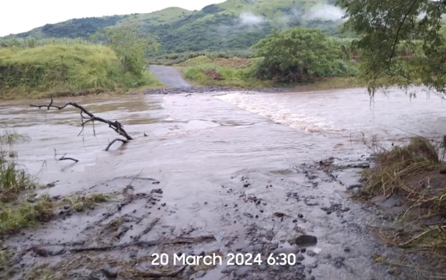 Flooding on Koroboya Rd in Ba, Fiji. Photo: Fiji Roads Authority