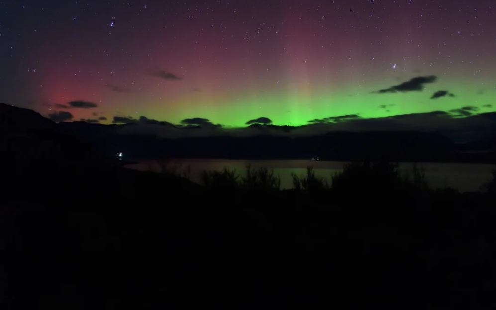 The Southern Lights seen from Bennetts Bluff lookout between Queenstown and Glenorchy, just after...