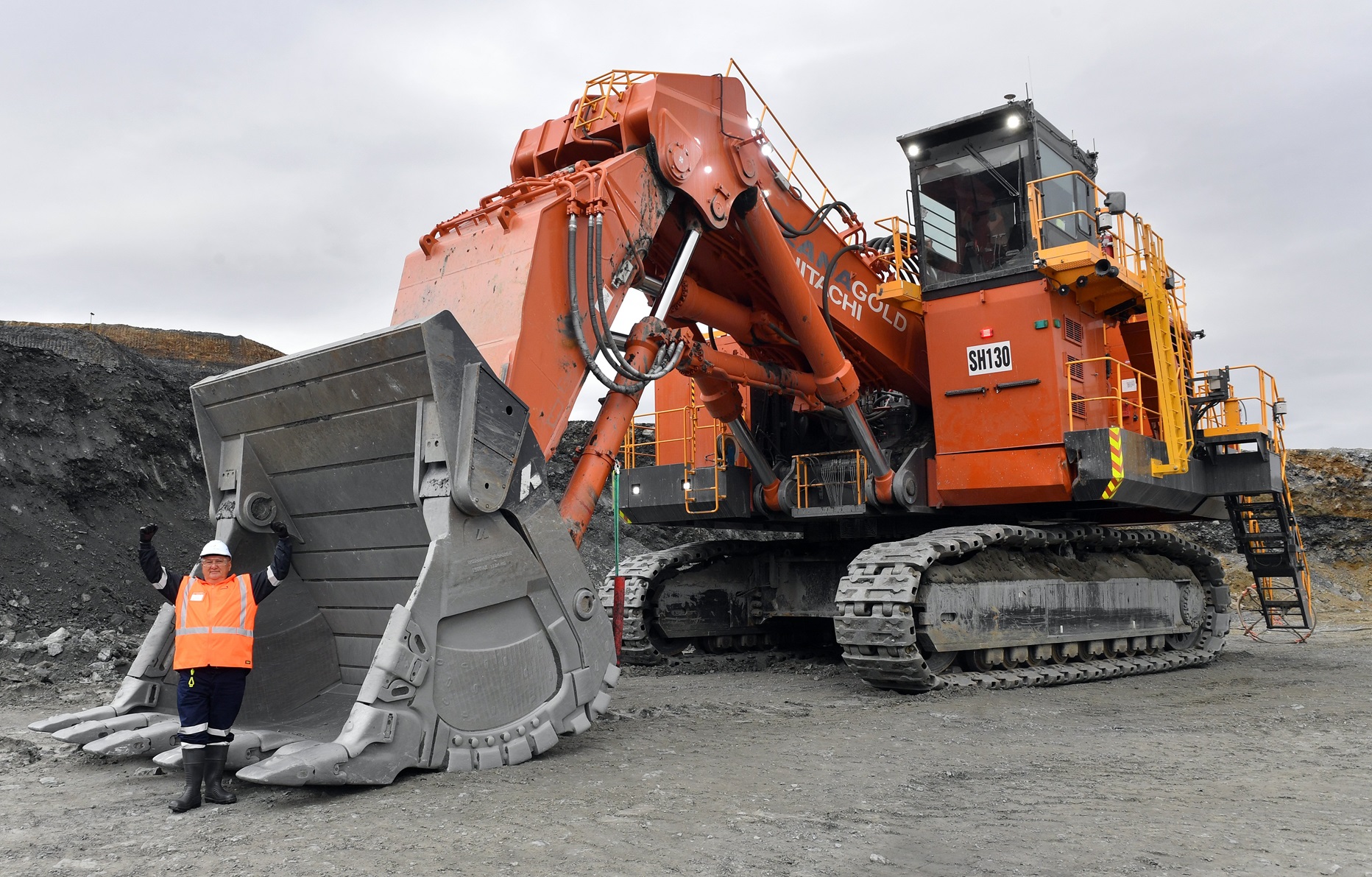 Resources Minister Shane Jones checks the bucket of Macraes' new electric shovel after declaring...