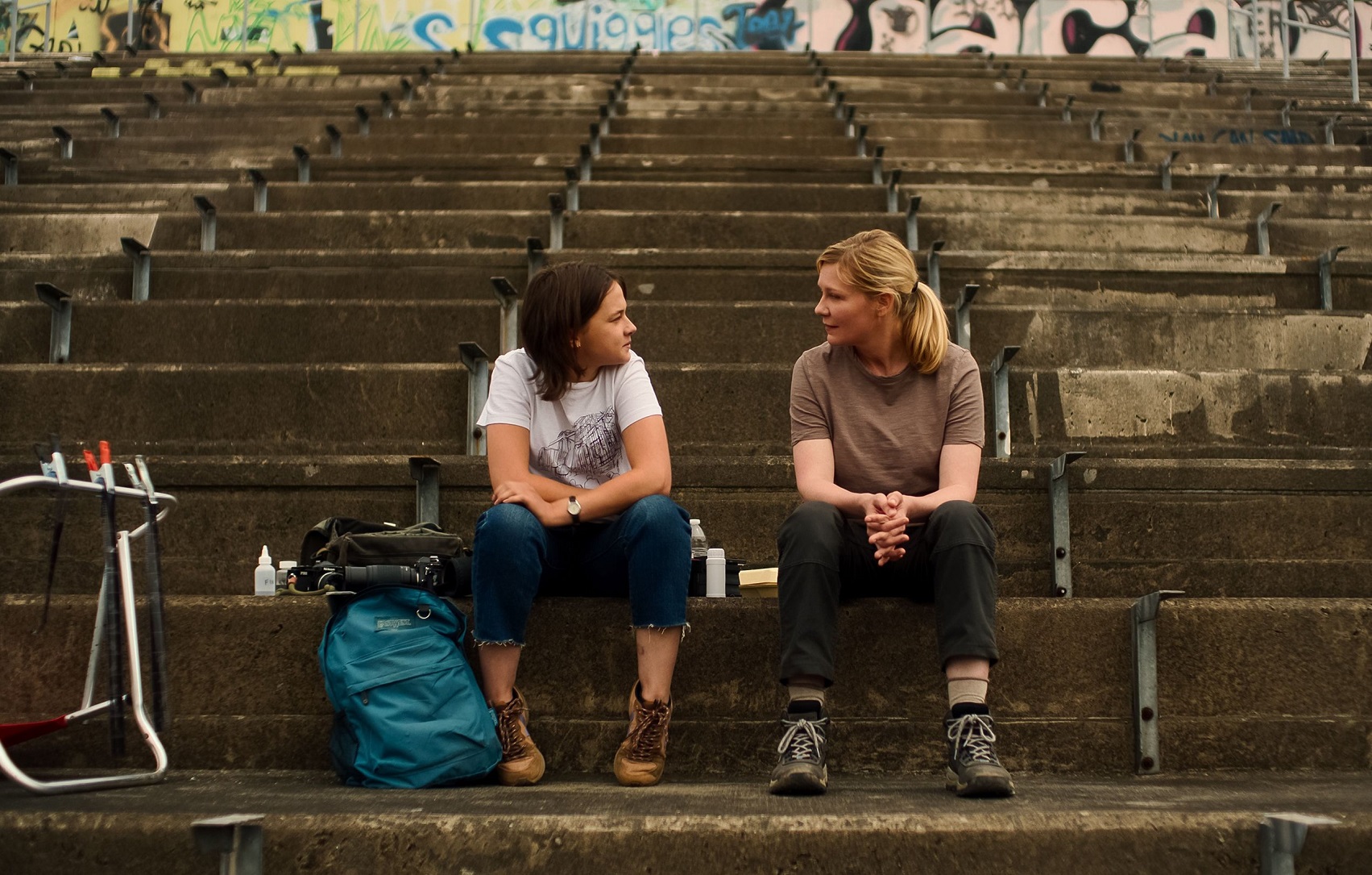 Cailee Spaeny (left) and Kirsten Dunst in Civil War. Photo: A24/TNS