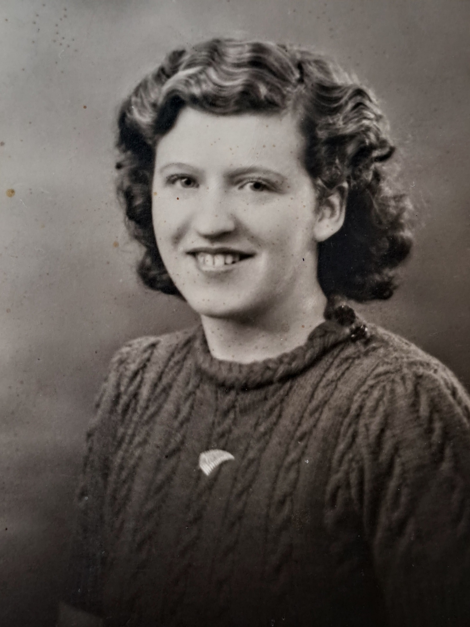 Mabel Collie posing for a studio photo aged 18. Photo: supplied