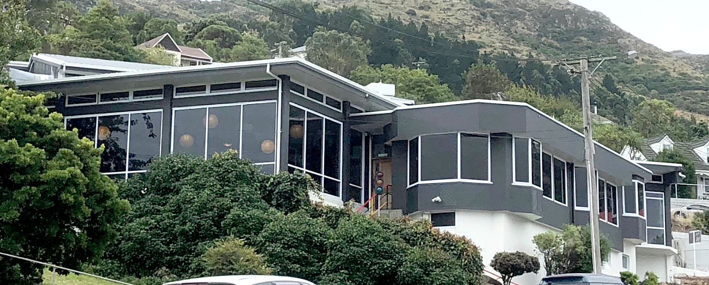 The Lyttelton Club is closing due to declining membership and financial struggles.