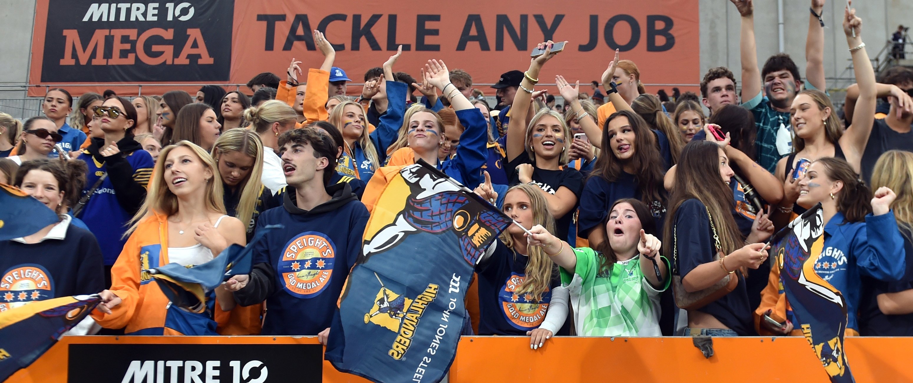 The Zoo crowd were a happy bunch on Saturday night.