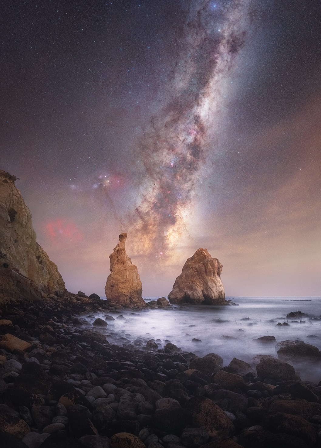 A picture of the Milky Way taken from Karitane Beach in mid-2024 by astrophotographer Kavan Chay.
