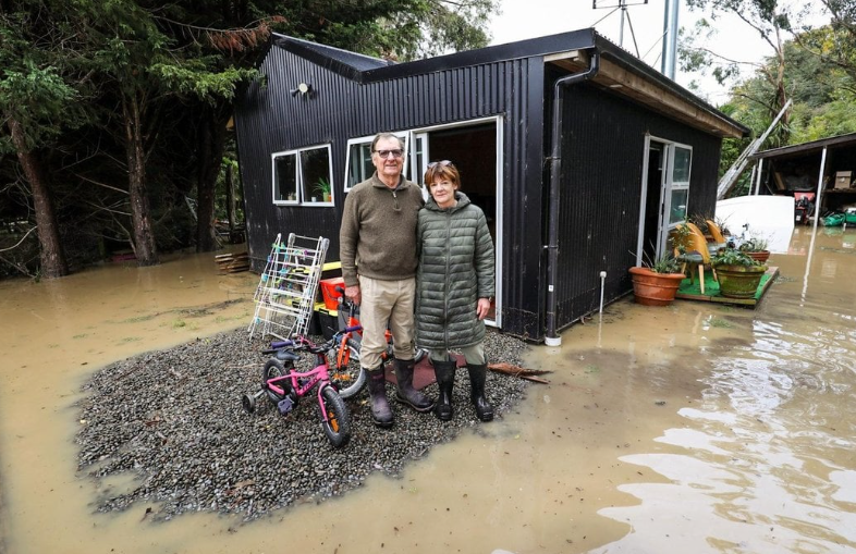 Pip Adams and Stan Barker. Photo: RNZ