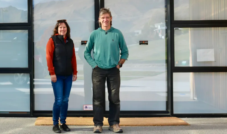 Wānaka Search and Rescue chair Raewyn Calhaem and alpine cliff rescue team leader Davie Robinson....