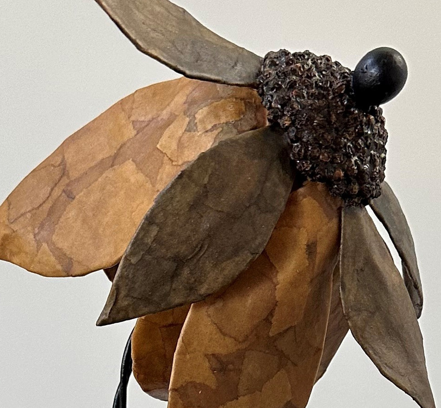 The Change (2024), mixed media 430×130×170mm.