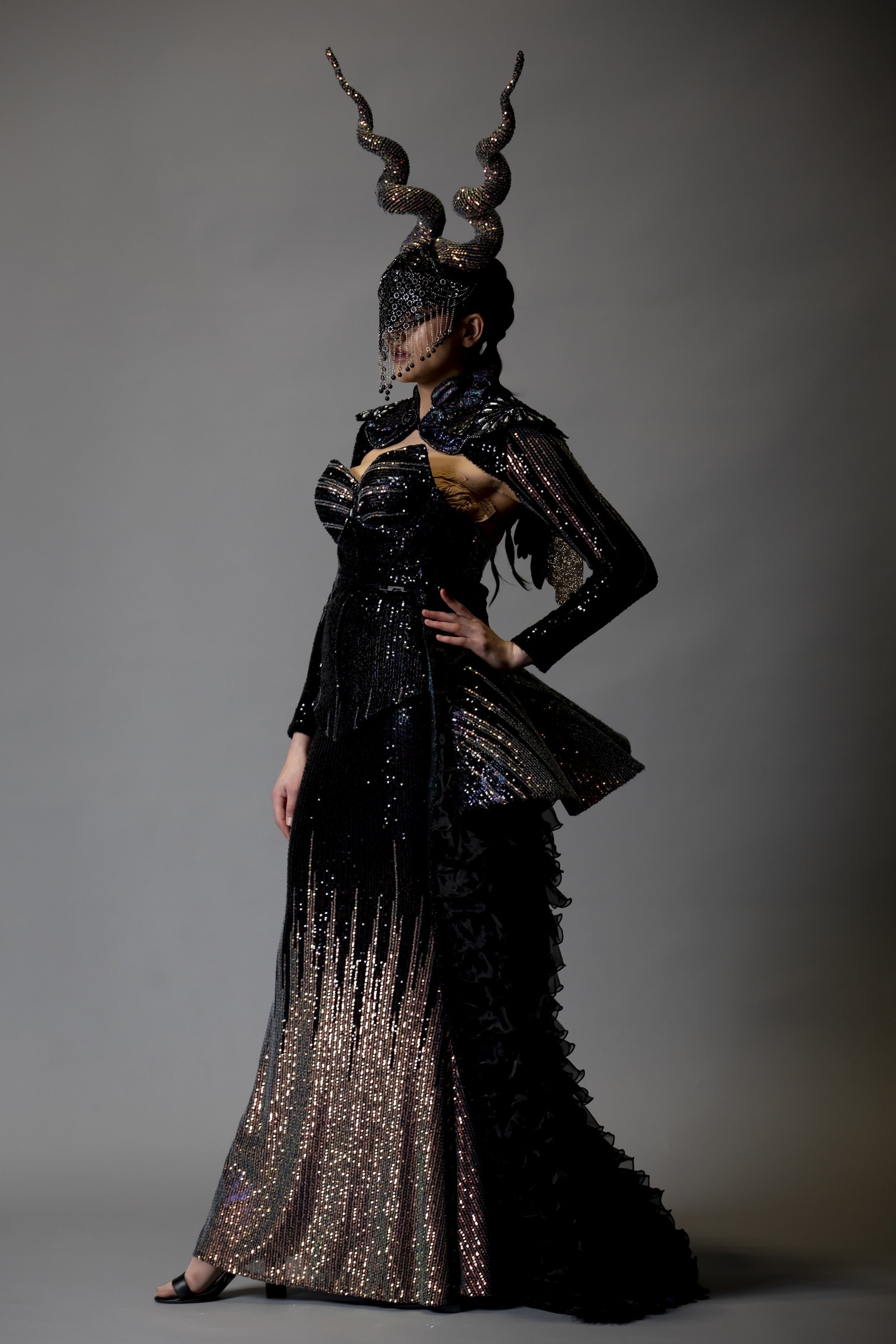 Debbie Smith’s tui-inspired design won the Heather Paterson QSM Memorial Award at the MLT Hokonui...