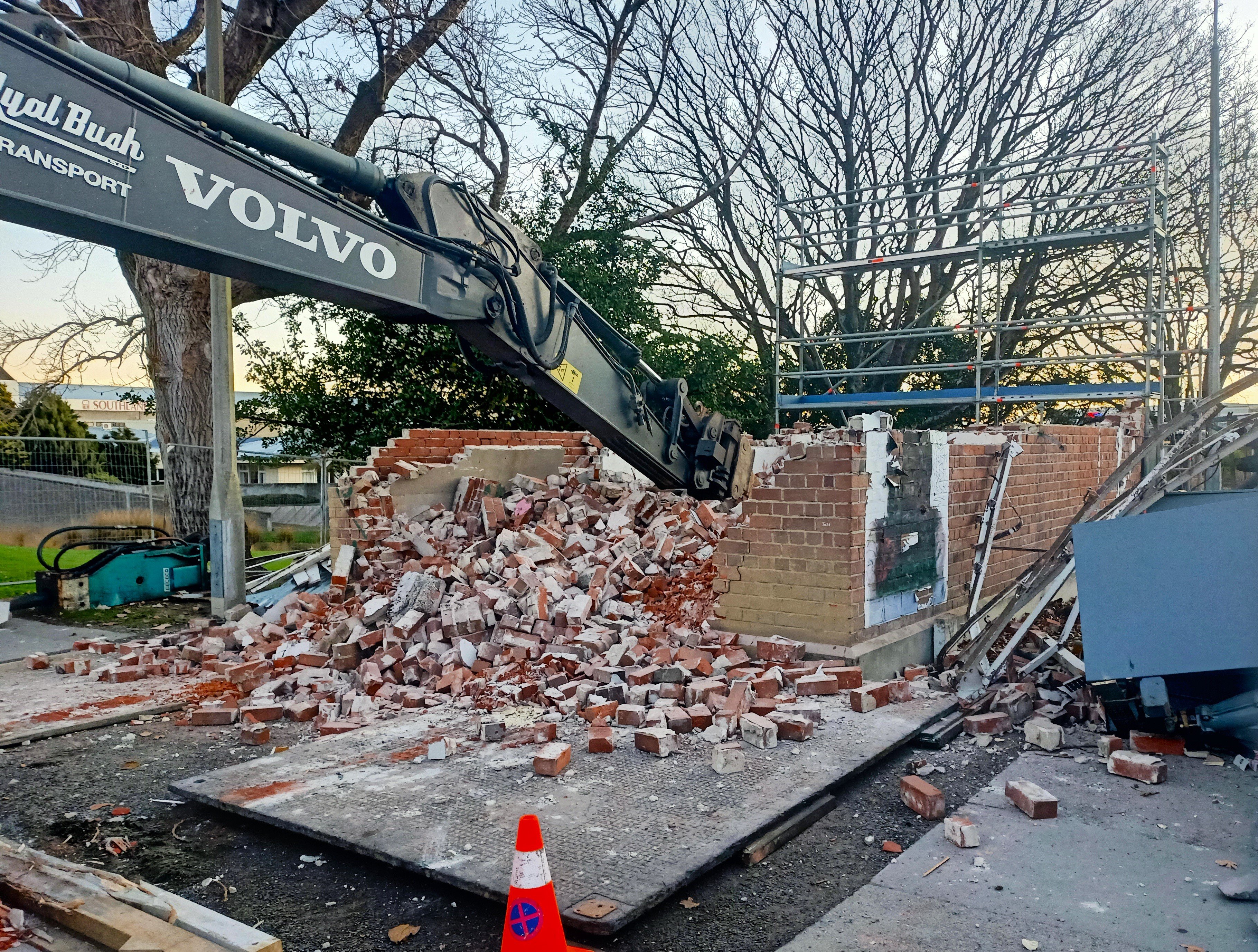 A building on the corner of Wood and Nith Sts was knocked down last week. PHOTOS: TONI MCDONALD