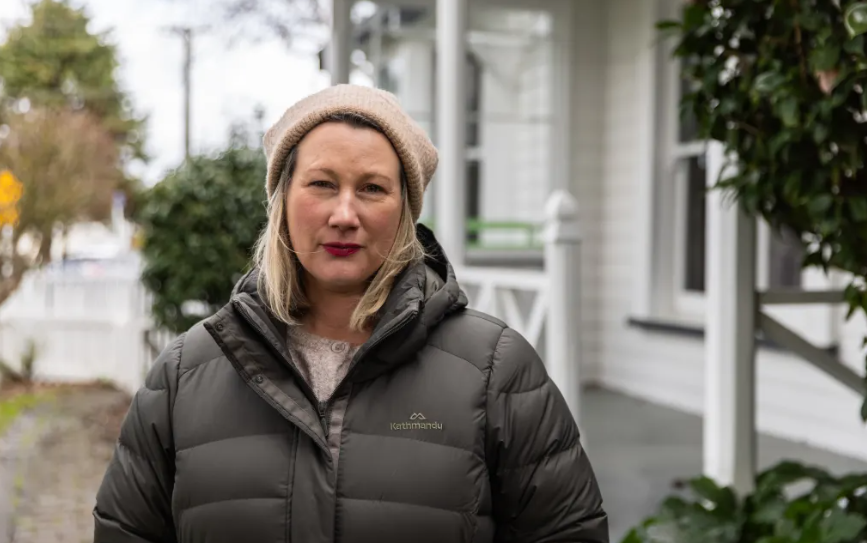 Patrice Lobb borrowed money from her mother to pay for building work that was never done. Photo: RNZ
