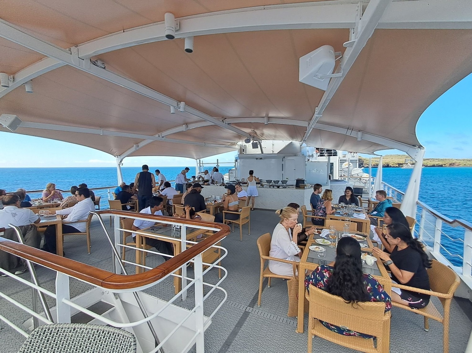 The busy sun deck of La Pinta.