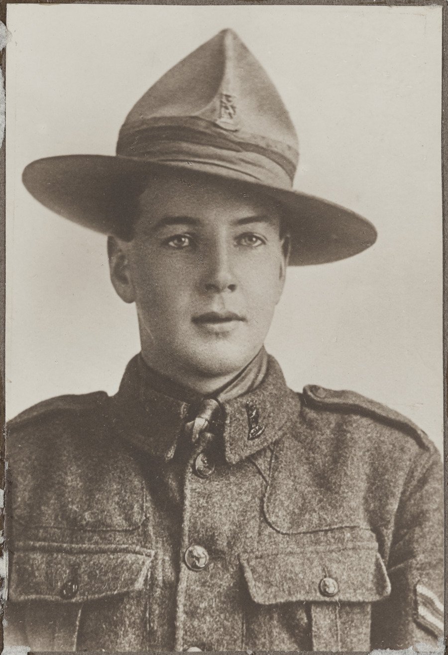 World War 1 New Zealand Rifle Brigade soldier McIntyre, aged 20.