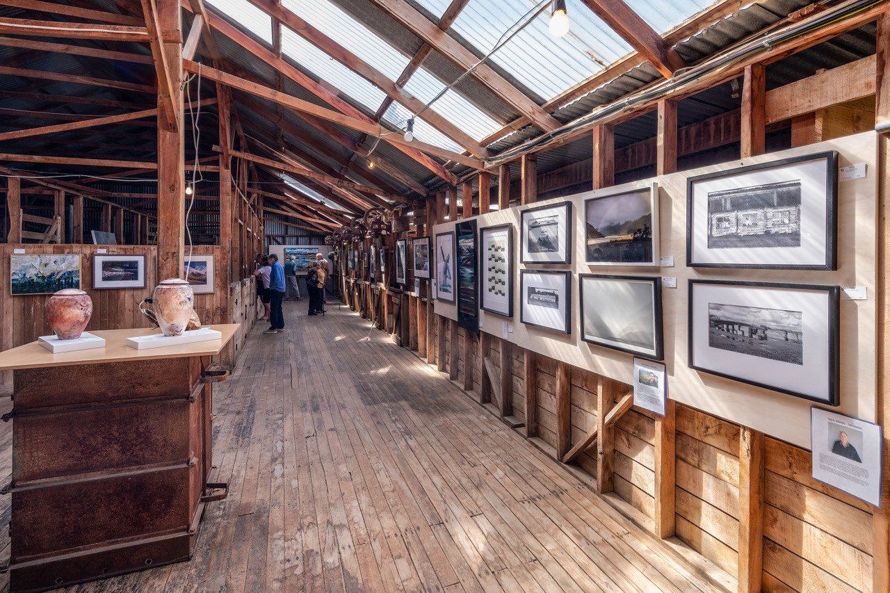 The walls of the Cairnmuir Woolshed will be lined with art one more time when the Bannockburn...