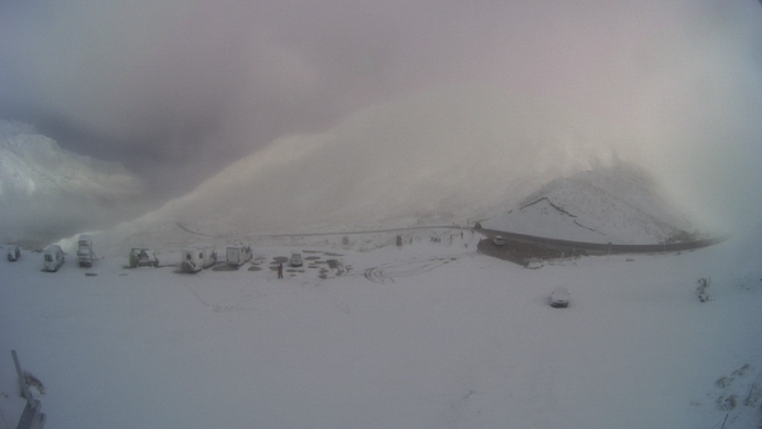 Snow at the summit of the Crown Range this morning. PHOTO: METSERVICE