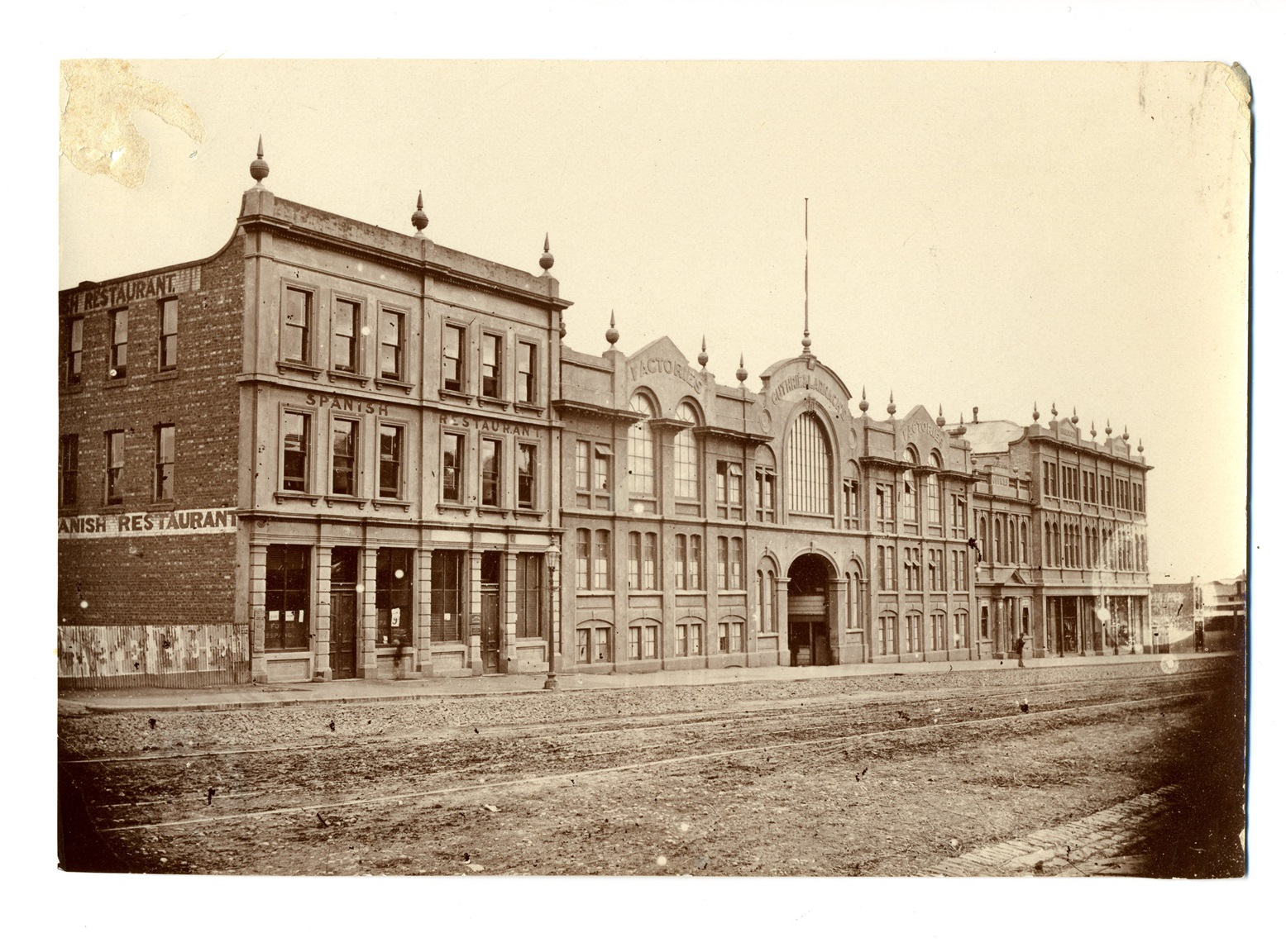 The Spanish Restaurant (left) next to the Guthrie and Larnach factory in late 1881 or early 1882....