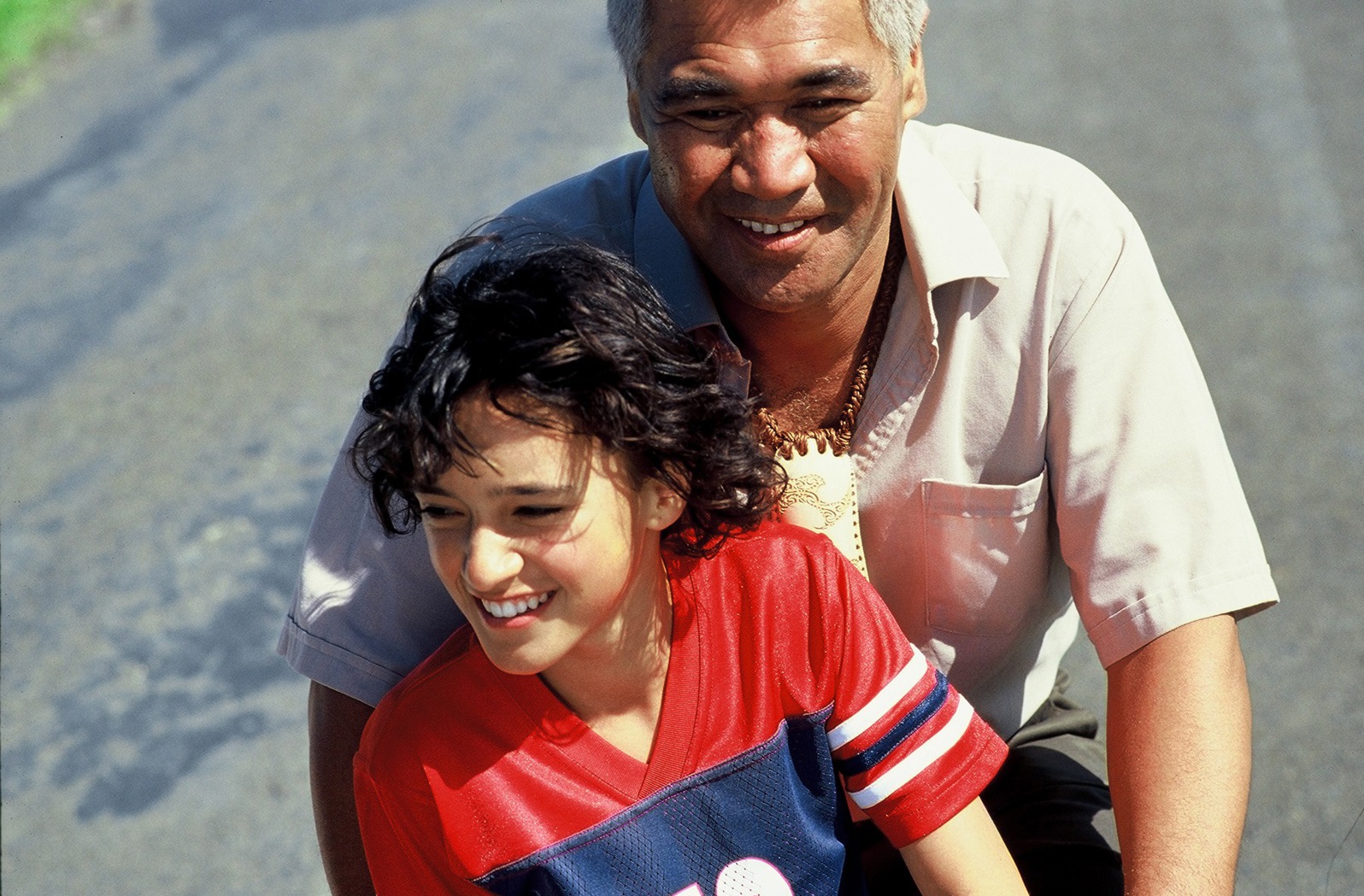Keisha Castle-Hughes and Rawiri Paratene in Whale Rider.