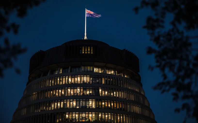 S&P says the ratings could be lowered if the budget deficit does not narrow as expected. Photo: RNZ