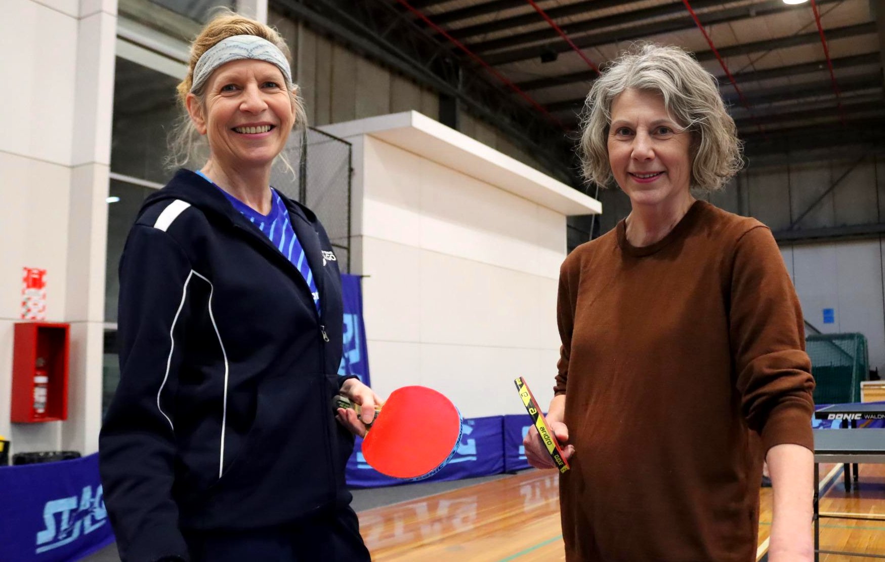 Highlighting the benefits of table tennis for those diagnosed with Parkinson’s are Prof Liz Franz...