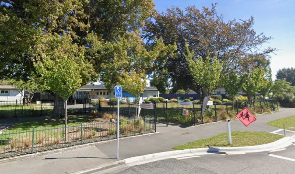 Students at Te Kōmanawa Rowley Primary School who turn up for 80% of the time will get a new...