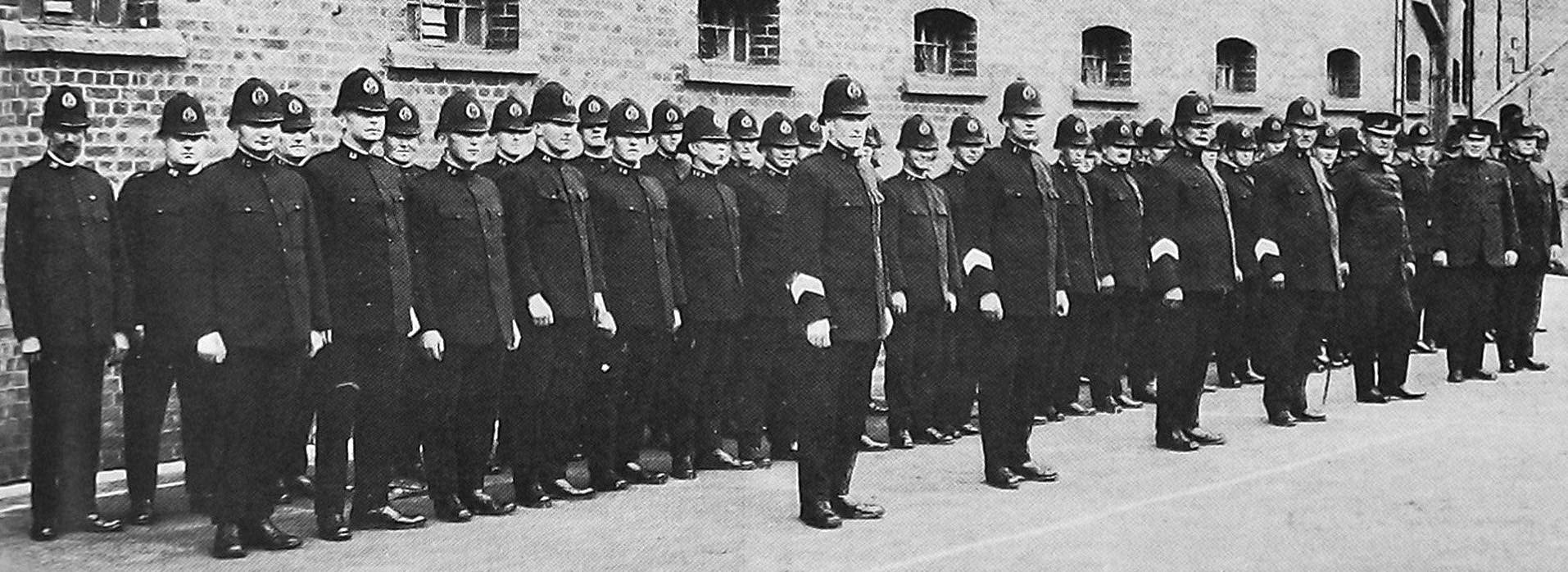 Uniformed police of Dunedin, strengthened in number for the duration of the Exhibition. — Otago...