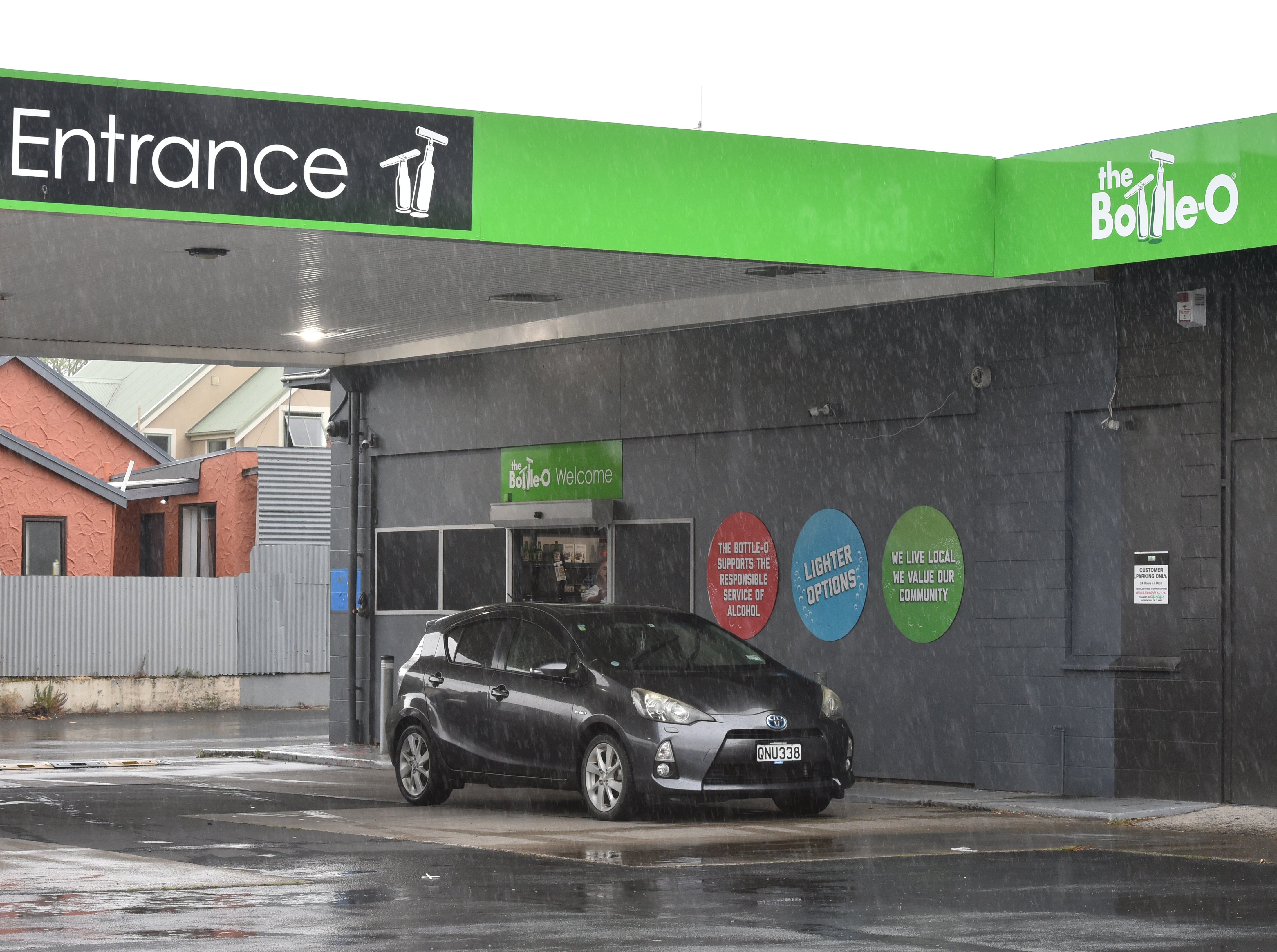 Bottle-O Cumberland is seeking to extend its opening hours. PHOTO: GREGOR RICHARDSON