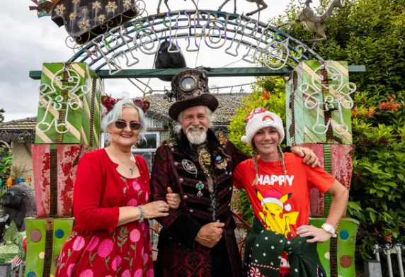 Yvonne Yates, Carl Yates and Odette Rose. Photo: RNZ / Nate McKinnon