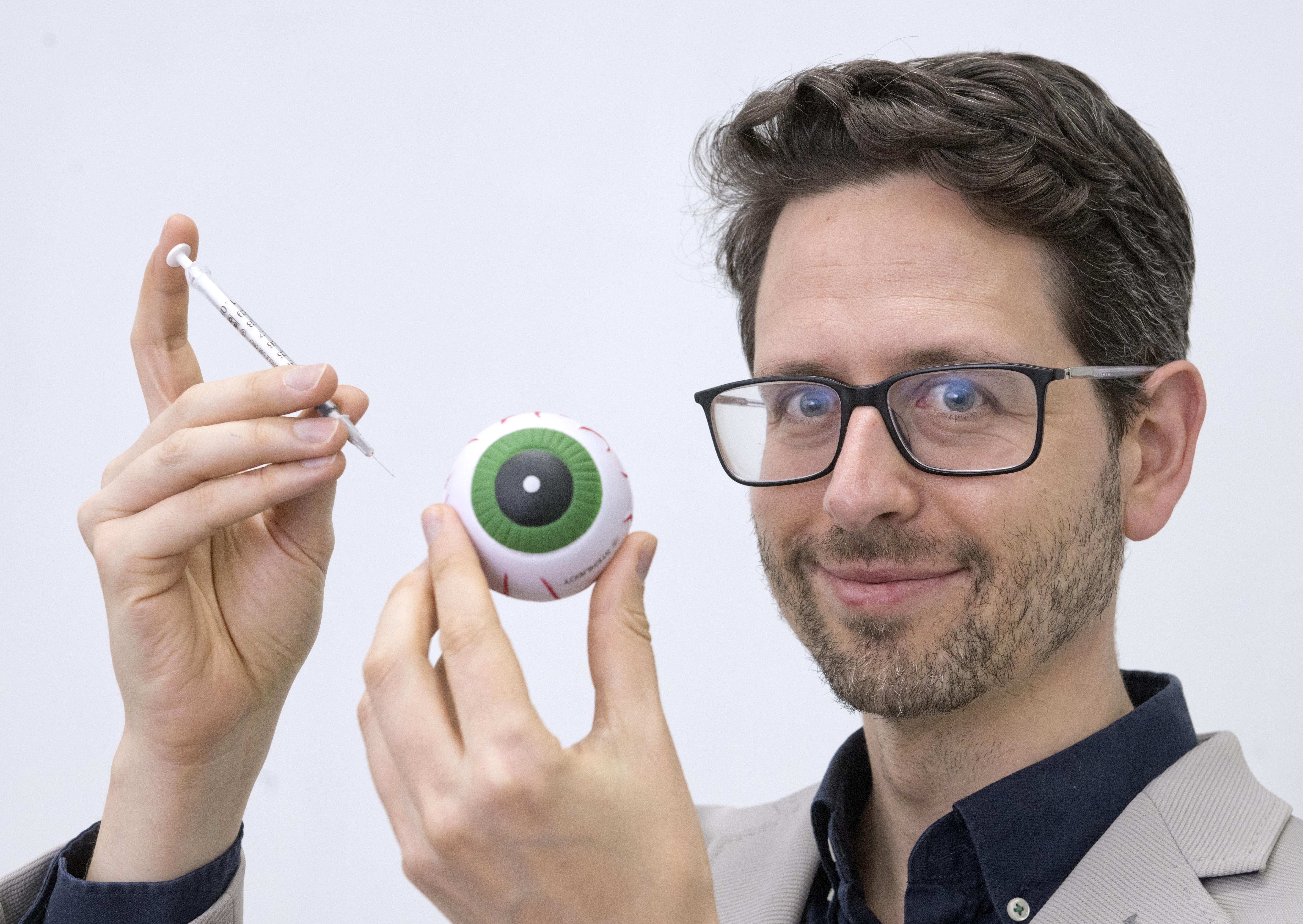 University of Otago ophthalmology consultant and eye surgeon Dr Francesc March says a newly...