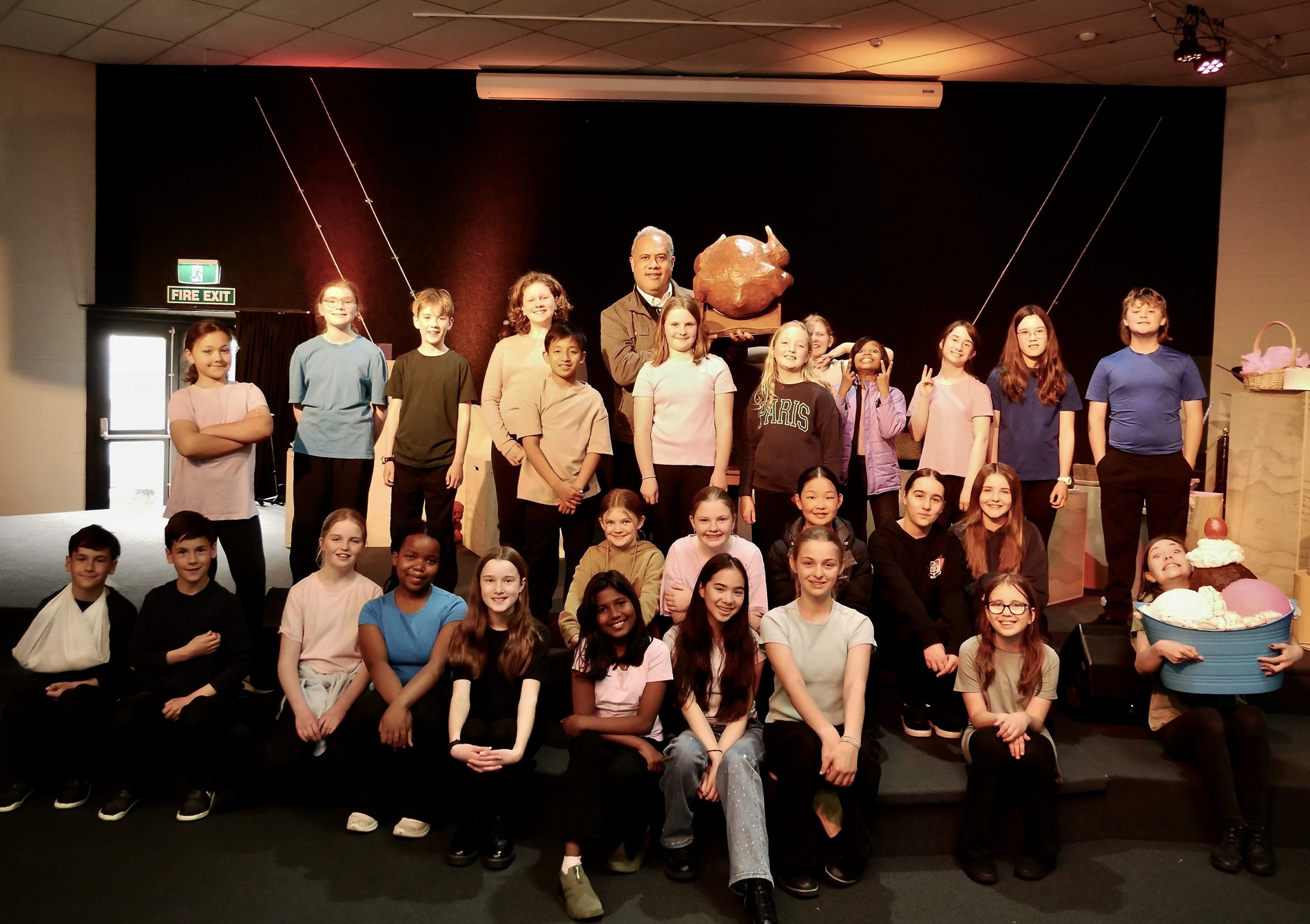 The Dunedin Children’s Choir enjoyed the opportunity to hear an inspiring talk by visiting opera...