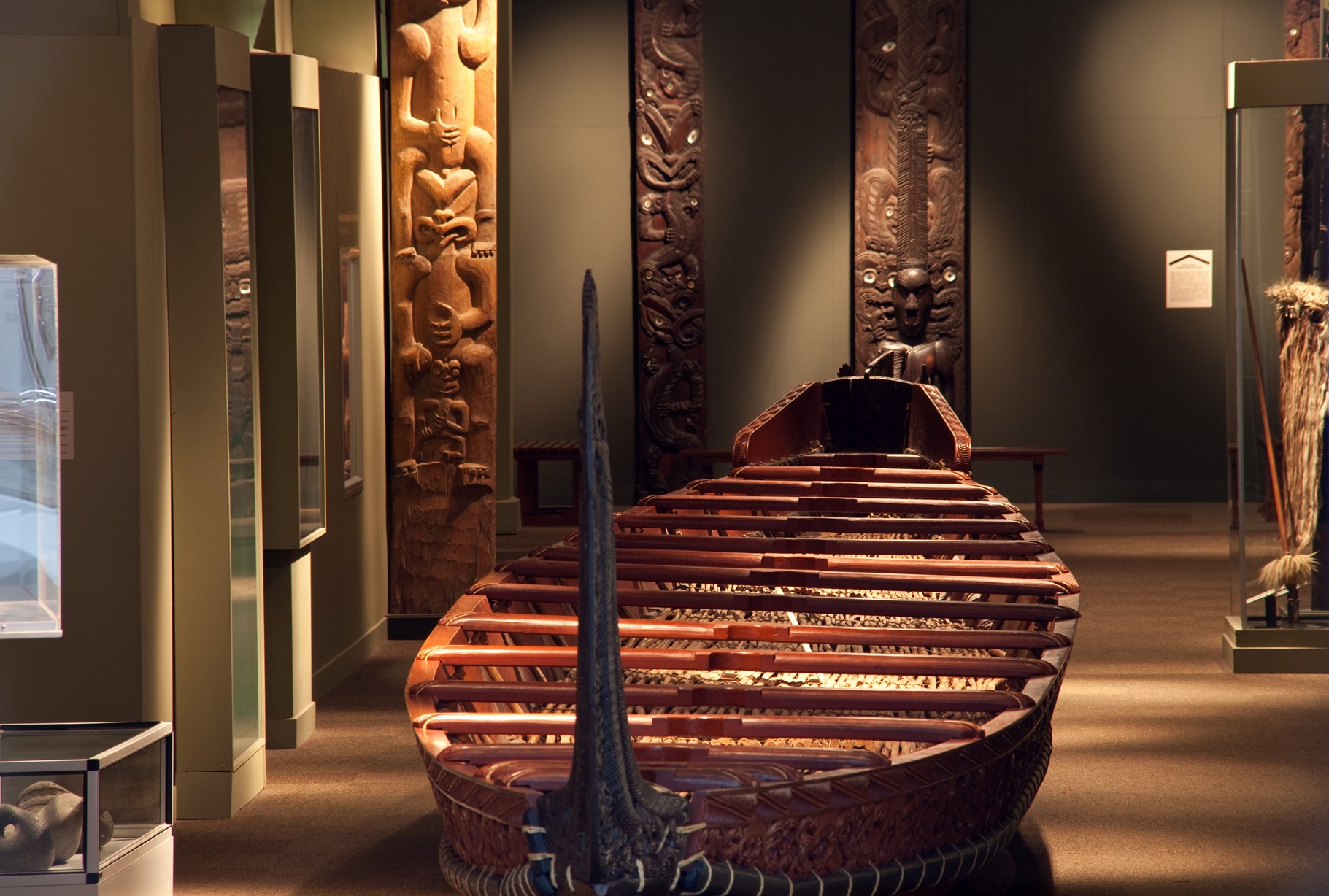 The waka taua (war canoe) Te Paranihi, on display in the Tangata Whenua Gallery.