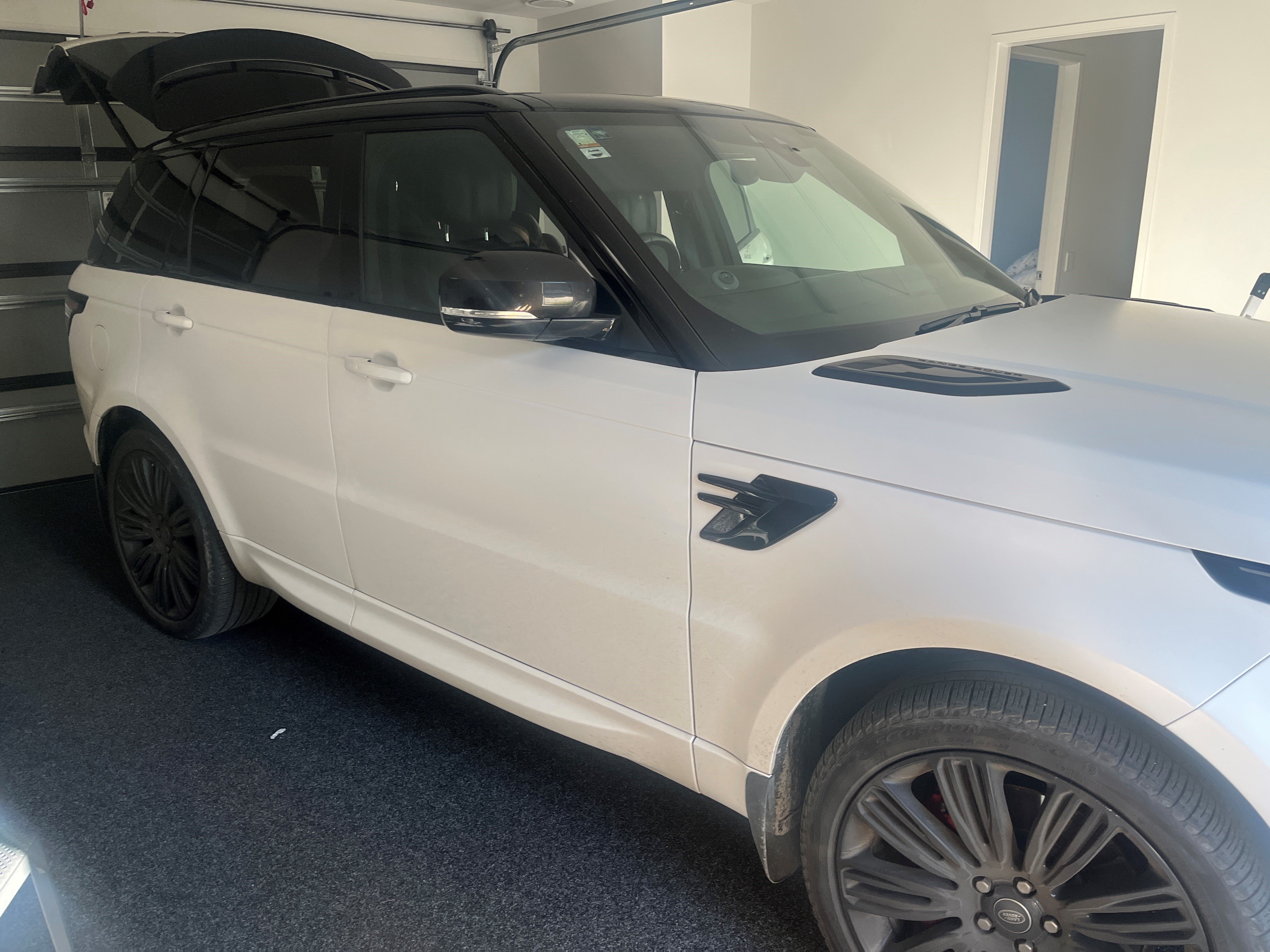 The couple’s white late-model Range Rover. Photo: NZ Police
