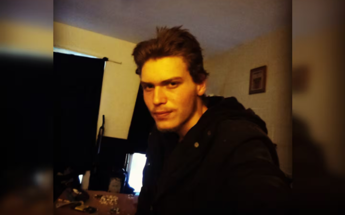 Tachyon Hutt lived on a boat moored near Picton. He had plans to restore it, before his death in...