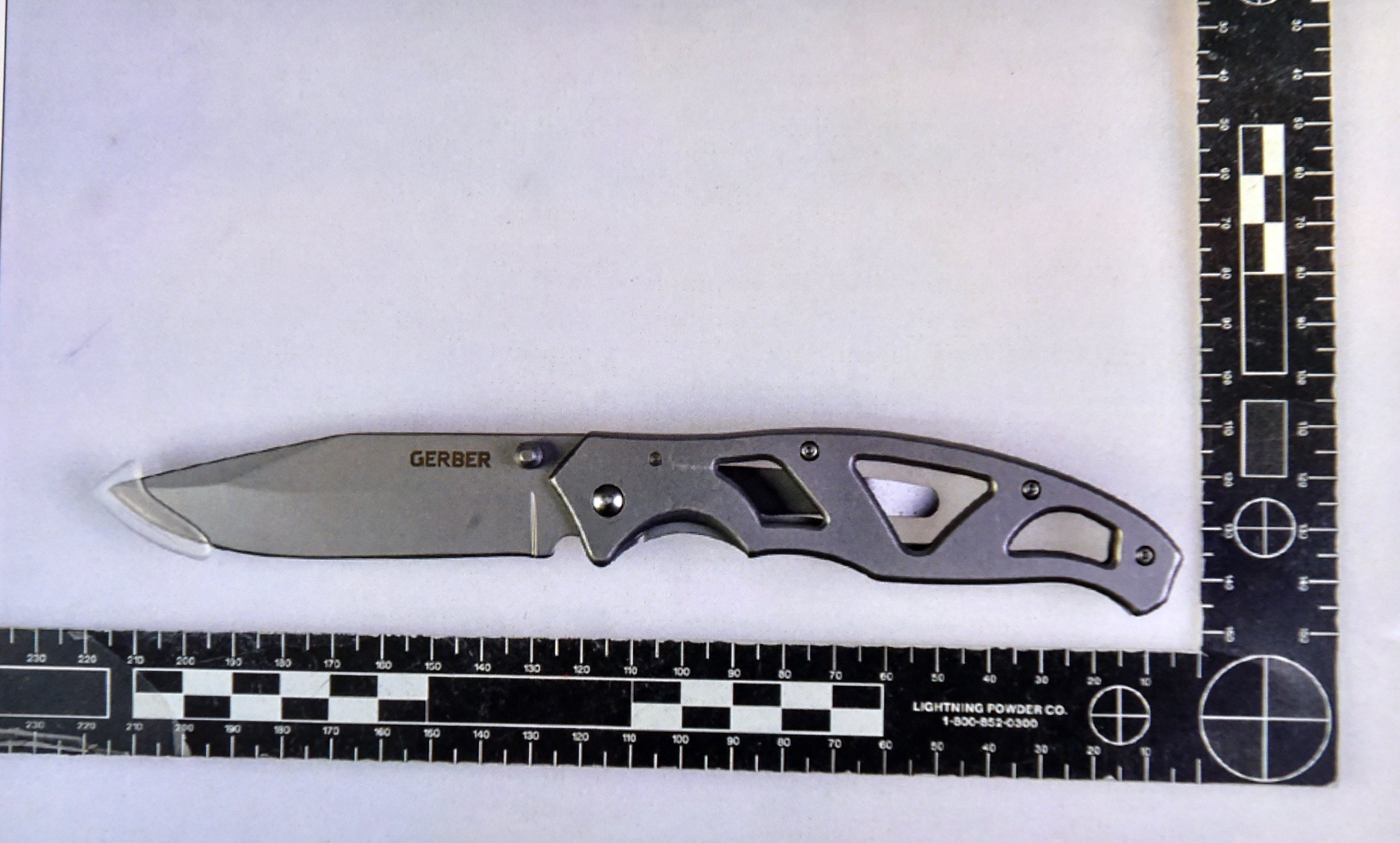 Rajinder bought a knife identical to this from Hunting & Fishing, which was never found by police.