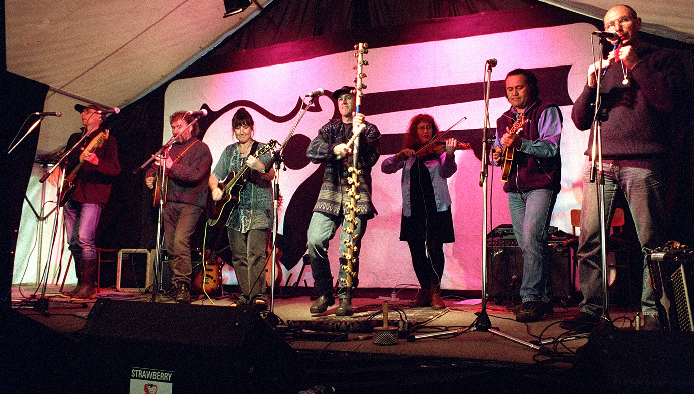 The Pioneer Pog ‘n’ Scroggin Bush Band perform at the Whare Flat Folk Festival in 2000. Photos:...