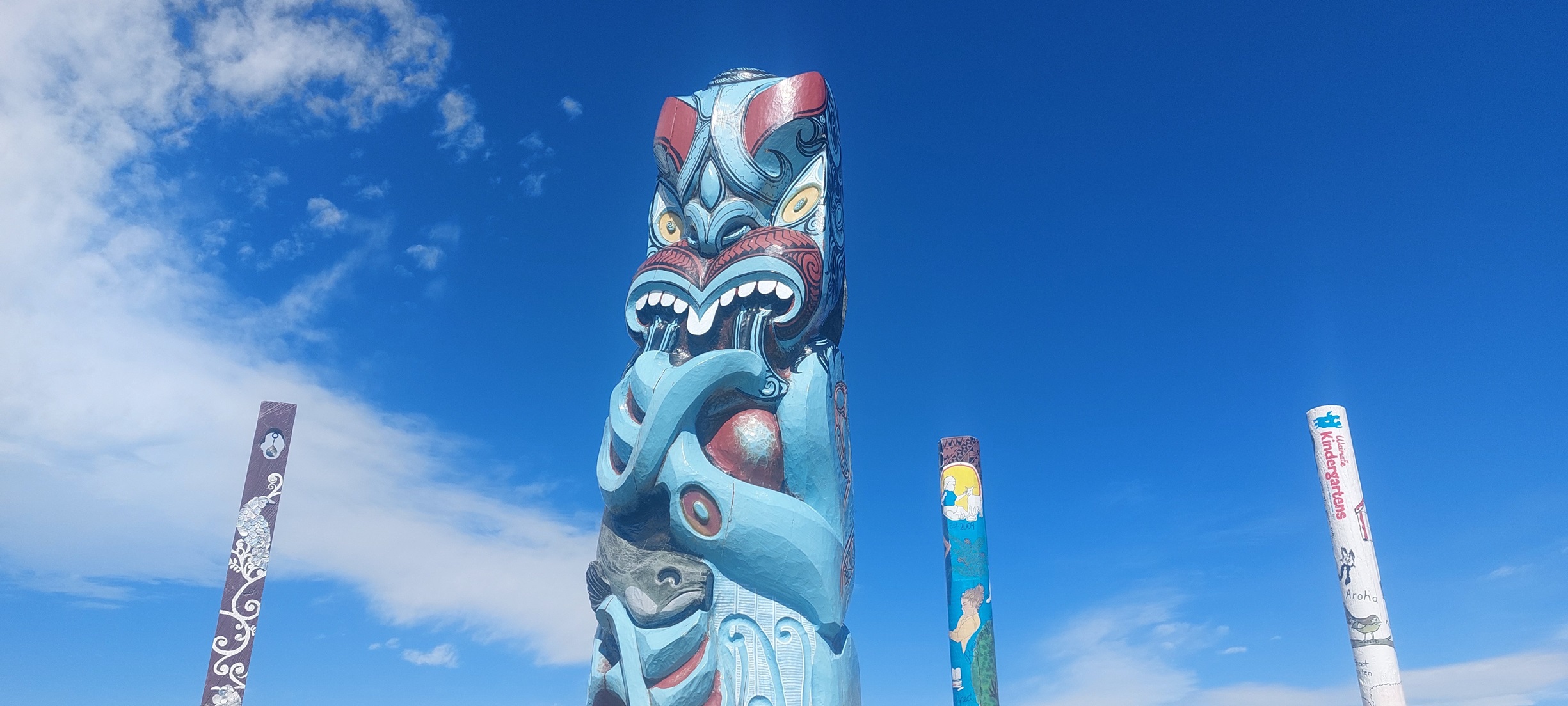 A pou at the Waimate White Horse monument lookout, contributed by Waihao Marae and local schools...