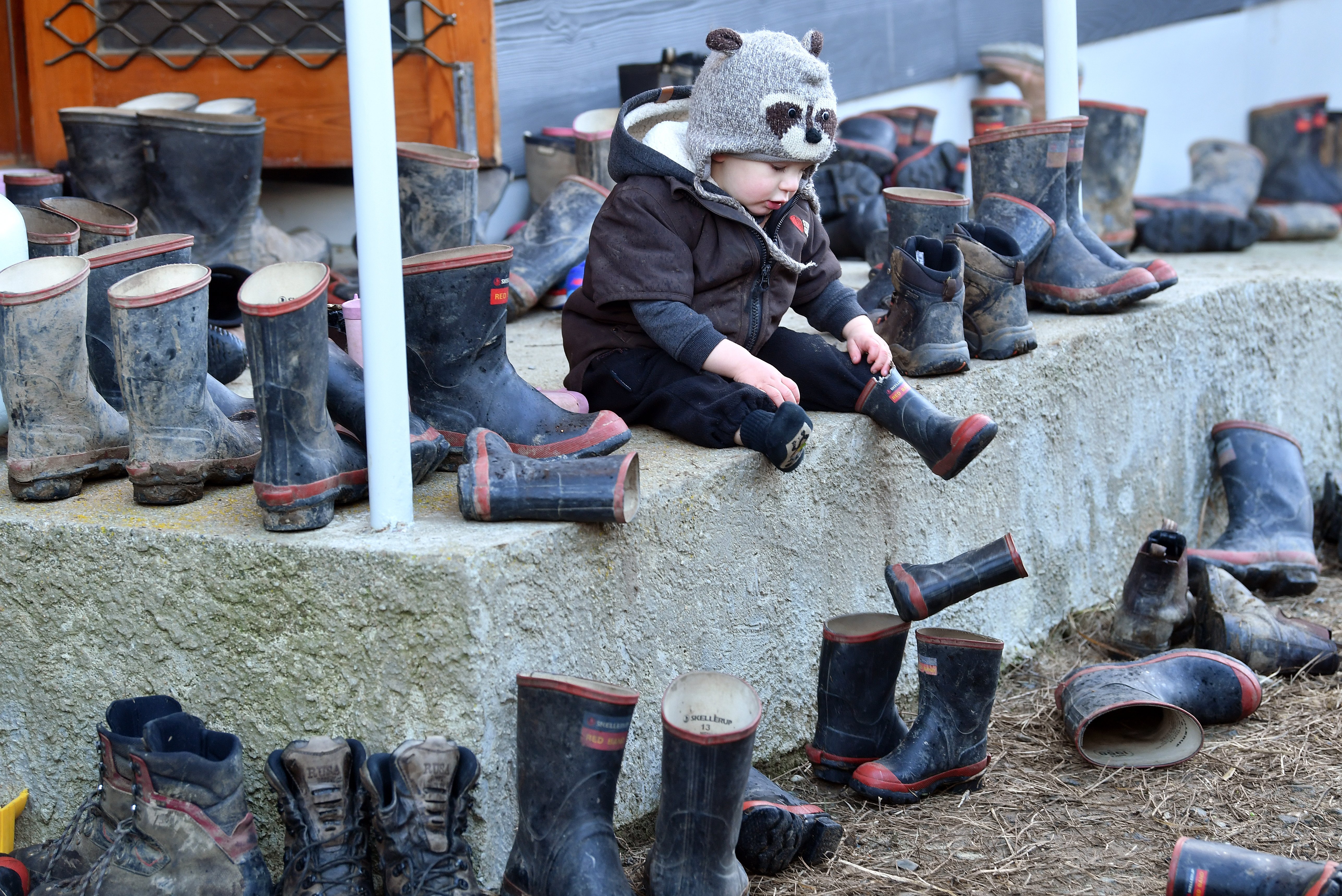 What is the official footwear of the Hindon community? Wilbur Mee, 2, of Hindon,  was one of the...