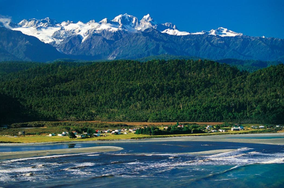 Ōkārito lagoon is New Zealand's largest, unmodified coastal wetland. Photo: Andris Apse