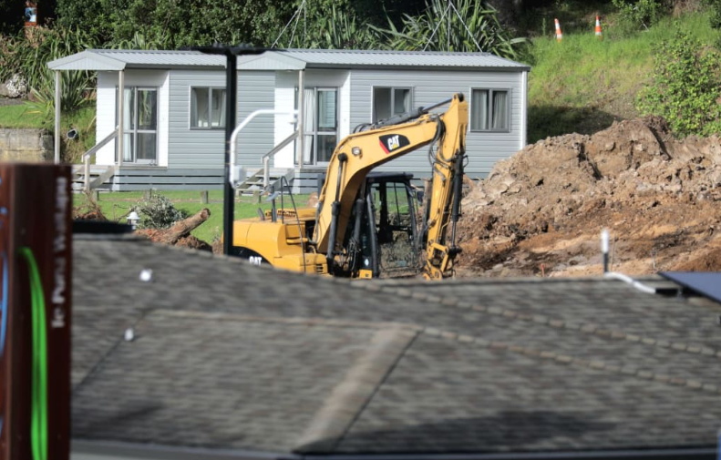 Recovery work resumed at the site on Monday, Photo: RNZ/Nick Monro