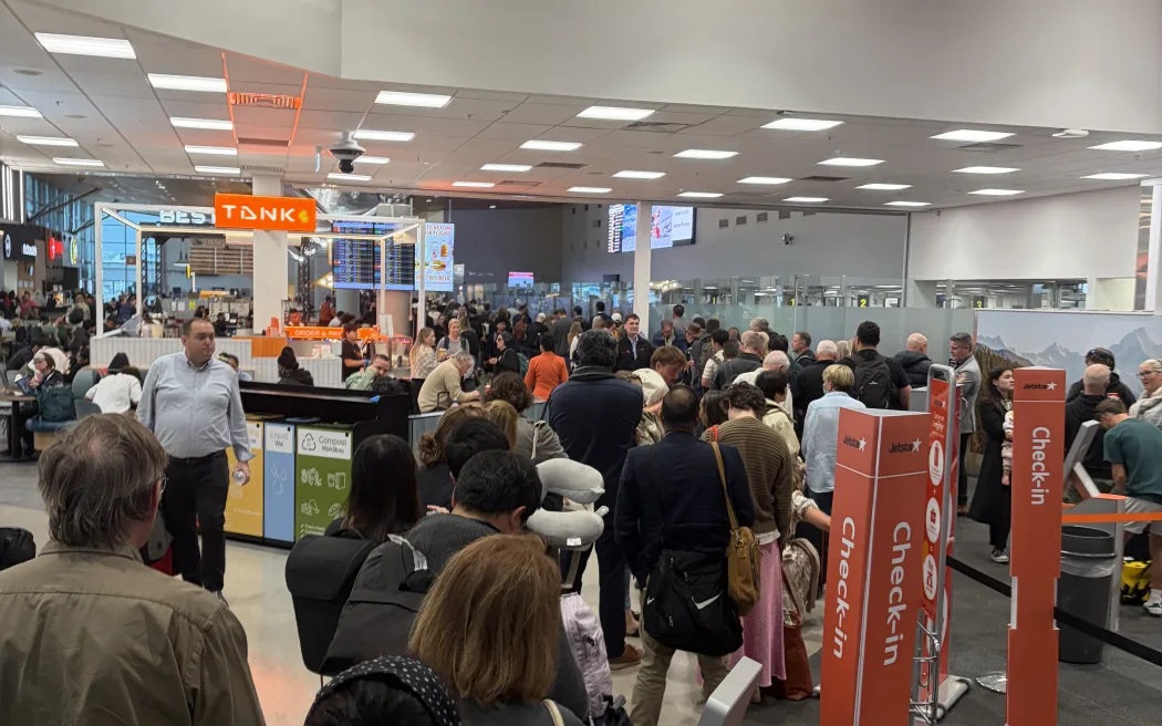 Delayed passengers at Auckland Airport on Wednesday. Photo: RNZ