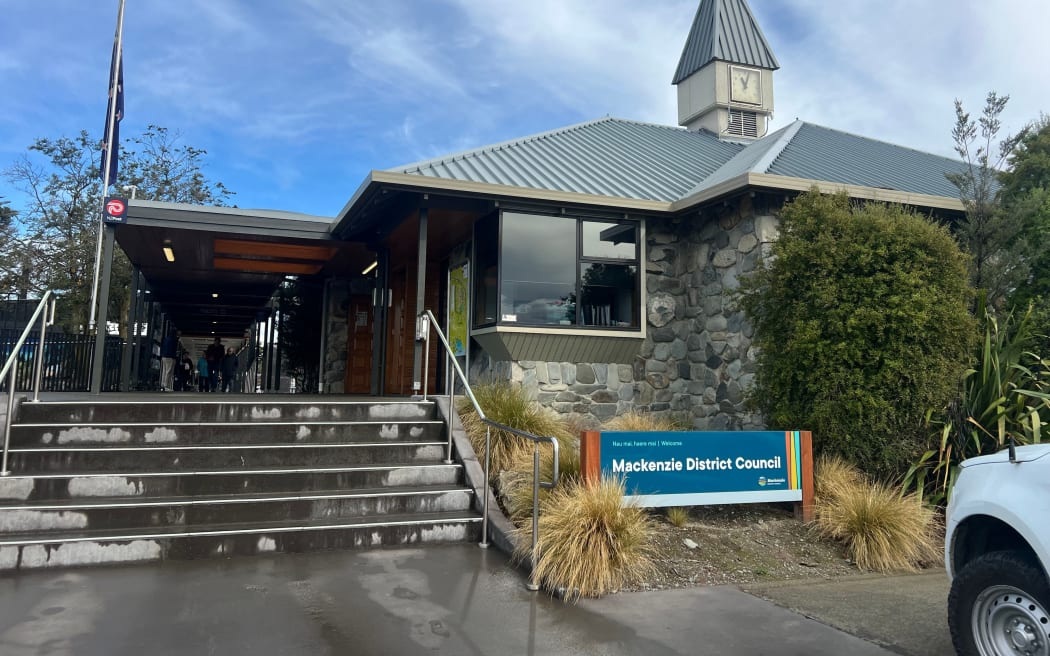 Public toilets near Lake Tekapo's footbridge will be reverted to a user pays system following a...